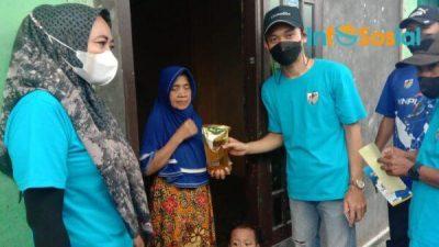 Bantu Warga Kurang Mampu, KNPI Bandarlampung Bagikan Minyak Goreng