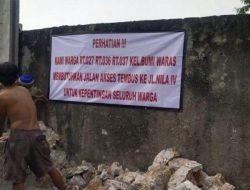 Bos PT Sinar Laut Mangkir Hearing, Jalan Warga Nilakandi Bumiwaras Ditutup