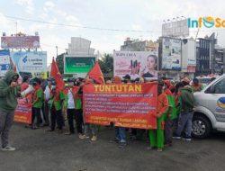 Petugas Kebersihan Pemkot Bandarlampung Gelar Aksi Tuntut Gaji Dapatkan Intimidasi