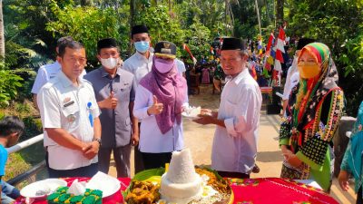 Bupati Tanggamus Resmikan Jembatan Penghubung 2 Kecamatan Hasil Iuran Warga