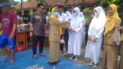SMP Negeri 17 Bandarlampung Laksanakan Kurban