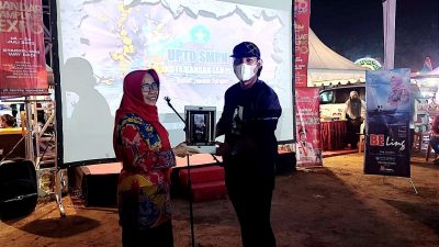 Ajak Kedua Putrinya Nobar Film Be-Ling, Bung IQ Terharu Saksikan Kisah Pendidikan di Kota Bandarlampung