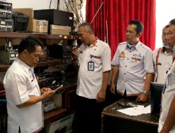Monitoring Petugas Radio di Seluruh Kecamatan, Kominfo Lambar Gelar Apel Udara