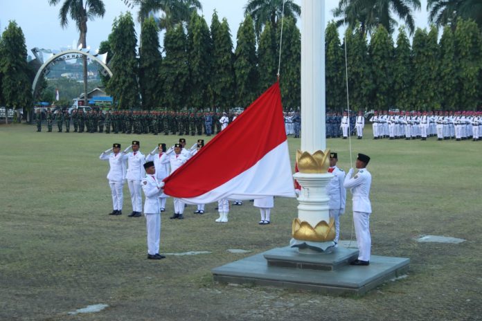 IMG 20220818 WA0007 696x464 1 Pemprov Lampung Gelar Upacara Penurunan Bendera HUT RI ke-77 Tahun 2022