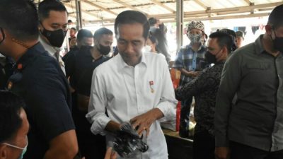 IMG 20220903 WA0159 Presiden Jokowi Disambut Walikota dan Warga Bandarlampung di Pasar Pasir Gintung