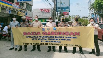 Tertibkan Penunggak Pajak Kendaraan, Satlantas Polresta Bandarlampung Gelar Razia Gabungan Bersama Dispenda