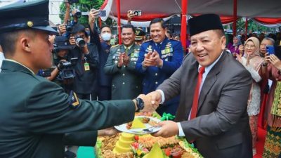 Gubernur Arinal Djunaidi Ikuti Upacara Peringatan HUT TNI ke – 77