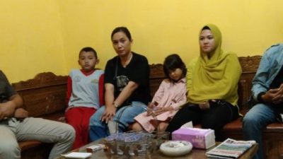 Istri Pelaku Saksikan Suaminya Hanya Bela Diri Terkait Pembunuhan Pitul Ketua LMP