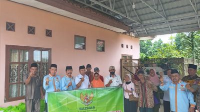 Maksimalkan Pembayaran Zakat, Baznas Tubaba Silaturahmi dan Distribusikan Bantuan Lansia di Way Kenanga