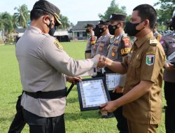 Kapolres Lamtim Pimpin Upacara Pemberian 7 Penghargaan dan PTDH