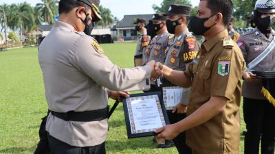 Kapolres Lamtim Pimpin Upacara Pemberian 7 Penghargaan dan PTDH
