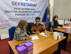 Tepat Hari Guru Nasional, Lusmeilia Sosok Wanita Calon Rektor Unila Resmi Daftarkan Diri