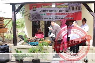 IMG 20221215 WA0084 Kapolres Lampung Selatan Berikan Bantuan Rumah pada Warga Tak Mampu dan Sakit