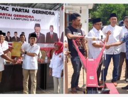 DPC Gerindra Lambar Serahkan SK dan Lamteng Serahkan Alsintan