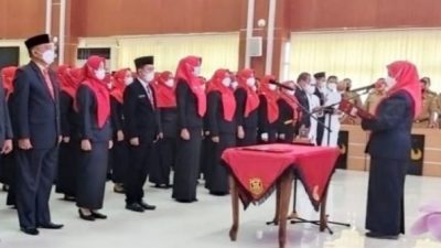 Wali Kota Lantik Sejumlah Kepsek dan Pejabat Pemkot Bandar Lampung