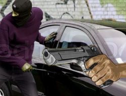 Modus Jual-Beli, Pelaku Pencuri Mobil Fortuner Berhenti Melawan Setelah di Dor Polisi
