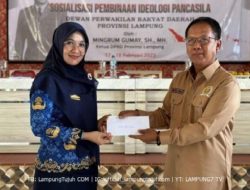 Ketua DPRD Provinsi Lampung Gelar Sosialisasi PIP di SMA Negeri 1 Kota Gajah