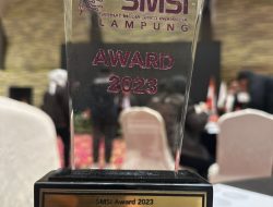 Pelantikan Pengurus SMSI, DPRD Terima Award dari SMSI Lampung