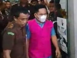 Rompi ‘Pink’ Jelang Ramadhan, 3 Tersangka Kasus Korupsi Retribusi DLH Pemkot Balam Ditahan