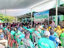 Distribusikan 15 Ribu Paket Sembako, Sahabat dan Alumni SMP Negeri 1 Metro Angkatan 87 atau 90 Berbagi Ramadhan