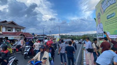 Bagikan Takjil, IJP Lampung Peduli dan Berbagi Kebaikan di Bulan Ramadan