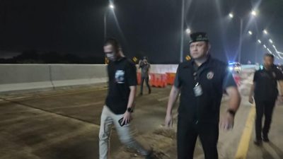 Polda Metro Jaya Bubarkan Sekelompok Orang Blokade Jalan Tol Jatikarya