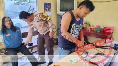 IMG 20230505 WA0037 880x528 1 Polisi Amankan Diduga ODGJ yang Bawa Motor dan Uang 10 Juta di Lampung Barat