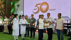 IMG 20230607 WA0136 Moeldoko Beri Umar Ahmad Penghargaan Ketua DPD HKTI Terbaik se-Indonesia