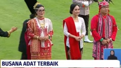 Datang sebagai Undangan Penurunan Bendera di Istana, Dirlantas Polda Lampung Masuk 5 Besar Pakaian Adat Terbaik