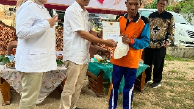 Anggota DPRD Provinsi Lampung Elly Wahyuni Edukasi Tentang Pembangunan Ketahanan Keluarga di Desa Kresno Mulyo