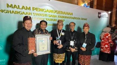 Walikota Metro Terima Penghargaan Swasti Saba Kabupaten Kota Sehat
