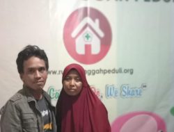 Wakil Bupati Ardian Saputra Bersama Kepala Dinsos Lampung Utara Serahkan Rumah Singgah