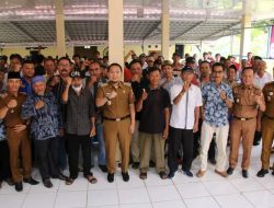 Wakil Bupati Lampura Sapa Masyarakat di Seputaran Kelurahan Sribasuki