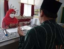 Walikota Eva Dwiana Bayar Zakat di Baznas Bandar Lampung