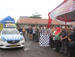 Polresta Bandar Lampung Kawal Distribusi Logistik Pemilu Dari Gudang KPU Menuju PPK*