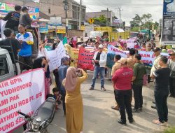 Warga Desa Way Huwi Tolak Pemagaran Lapangan oleh PT BTS di Kabupaten Lampung Selatan