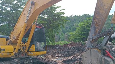 Ekskavator Maut di TPA Bakung Hantam Pemulung Hingga Tewas Disaksikan Bhabinkatibmas