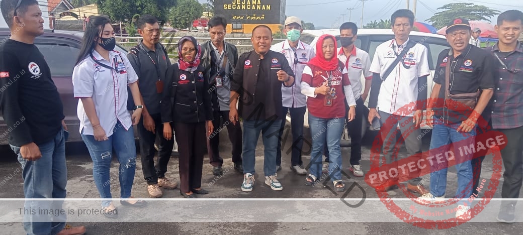 IMG 20240316 WA0012 DPD IWO Indonesia Kabupaten Pringsewu Berbagi Takjil Ke Masyarakat