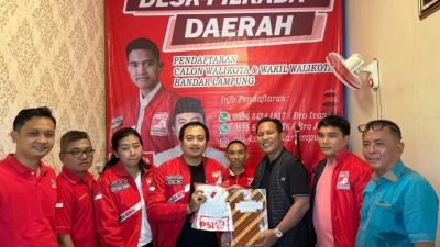 Bung Iqbal Ambil Berkas Pendaftaran Walikota Langsung di Kantor PSI Bandar Lampung