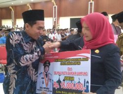 799 Masjid di Kota Bandar Lampung Dapat Bantuan Operasional Dari Pemkot Bandar Lampung.