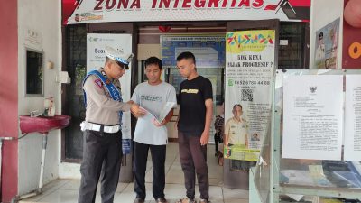 Dengan Humanis Sat Lantas Polres Metro Layani Masyarakat Wajib Pajak