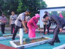 Hari Bhayangkara ke-78 Tahun 2024: Polres Metro Gelar Upacara di Taman Makam Pahlawan Kota Metro