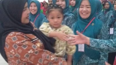 Walikota Eva Dwiana Hadiri Acara Fasilitasi Tim Penggerak PKK Dalam Gerakan Pemberdayaan Masyarakat dan Kesejahteraan Keluarga