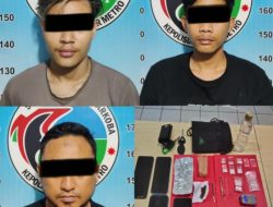 Satresnarkoba Polres Metro Bersama Polsek Metro Pusat Amankan 3 Orang Yang Sedang Pesta Narkoba