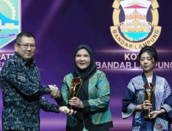 Wali Kota Bandar Lampung Terima Anugerah Pemimpin  Daerah Award 2024