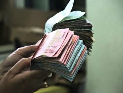 Tipu 10 Juta Pakai Uang Palsu, Ibu Rumah Tangga Ditangkap di Tol Lampung Tengah