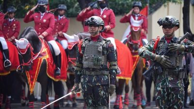 Polri Gladi Bersih Apel Gelar Pasukan Pengamanan Pelantikan Presiden