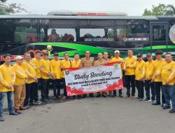 Pjs Walikota Metro Lepas 20 Peserta Study Banding ke DPC PWRI Kota Cirebon Jawa Barat