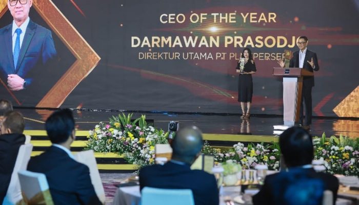 Dirut PLN Darmawan Prasodjo Kembali Dinobatkan Jadi CEO Of The Year 2024