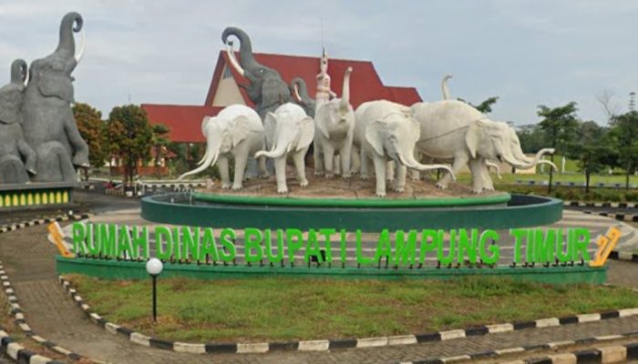 Rumdis Bupati dan Kantor PUPR Lampung Timur Digeledah Kejari dan Kejati